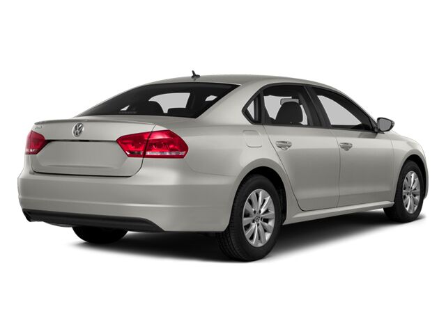 2014 Volkswagen Passat 1.8T Wolfsburg Editi 2014 Volkswagen Passat 1.8T Wolfsburg Editi