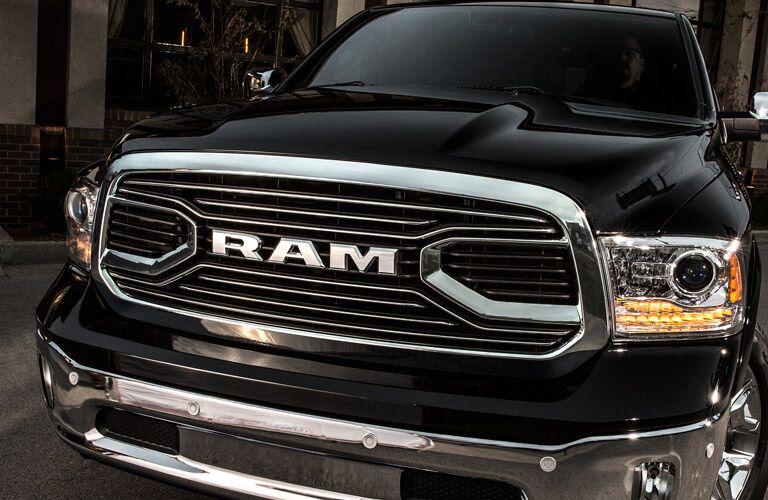 grille view of a black 2016 Ram 1500