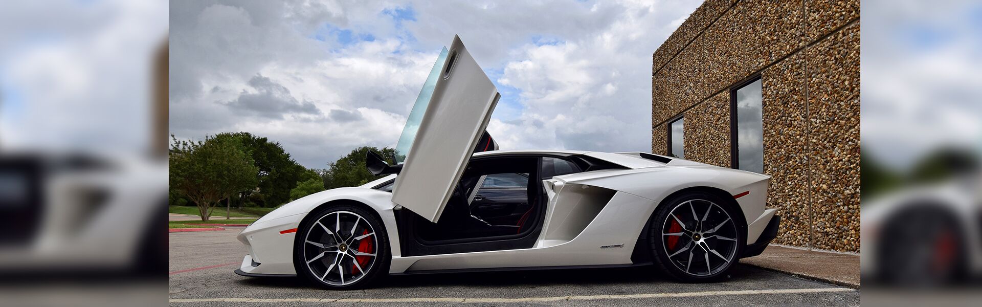 White lambo White lambo