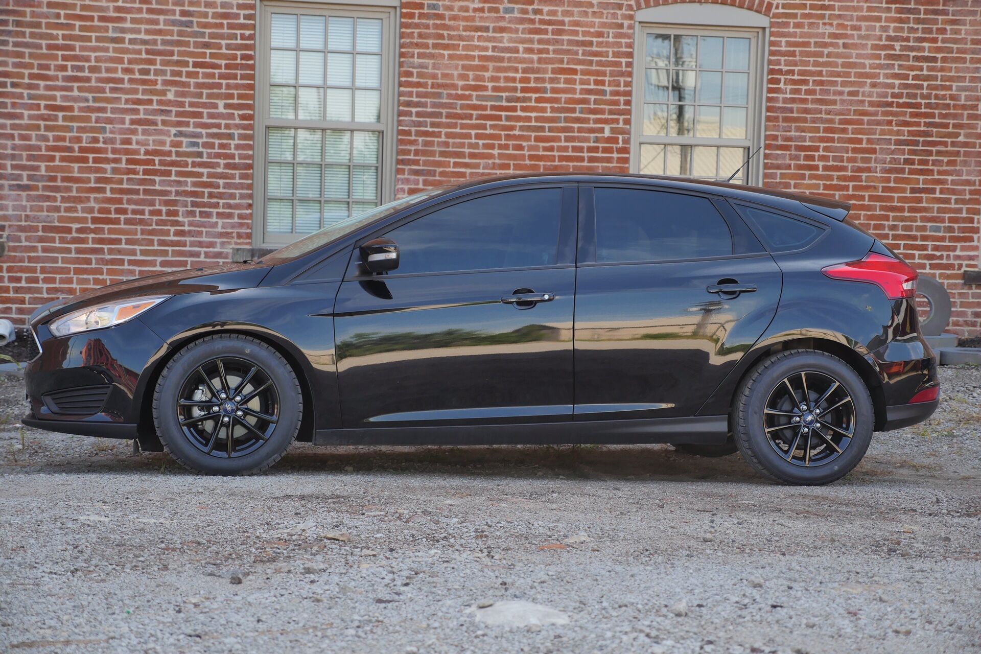 Focus Black 11/8/17 Focus Black 11/8/17