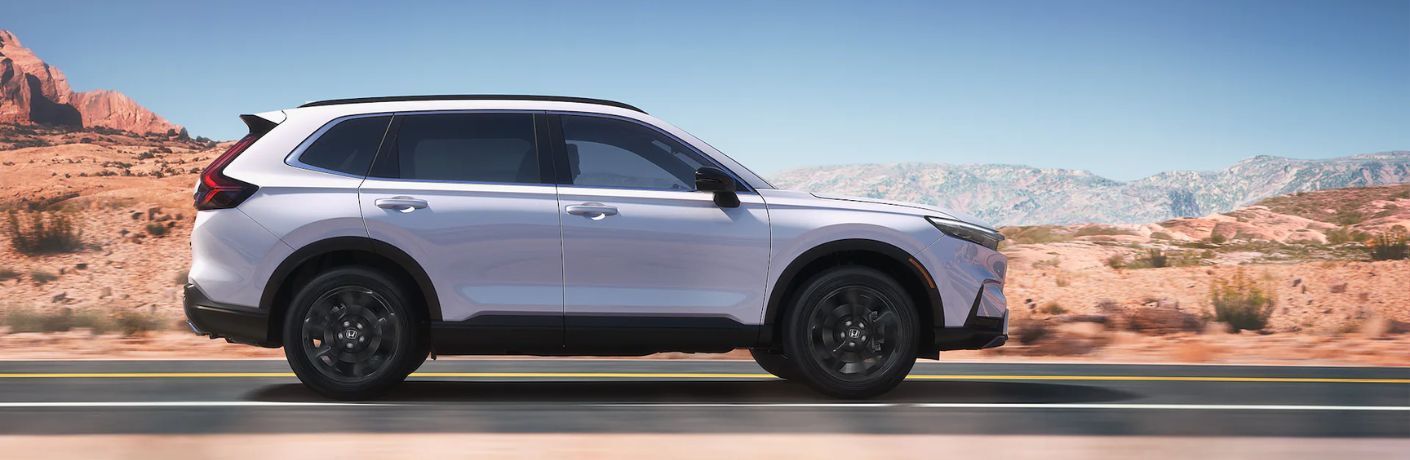 2023 Honda CR-V Hybrid side view