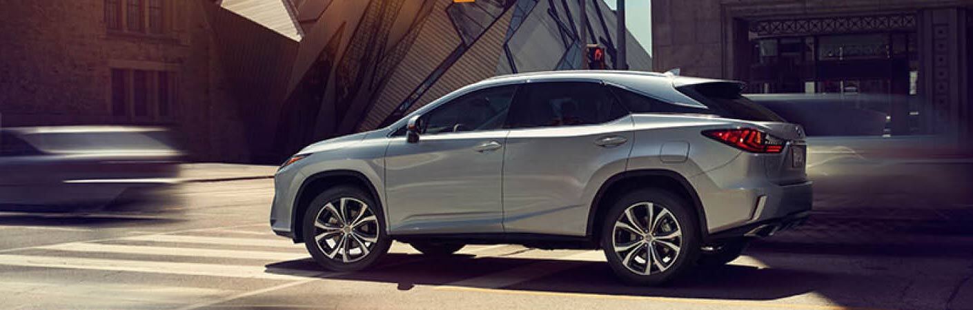 Lexus dealership in Oshkosh, WI