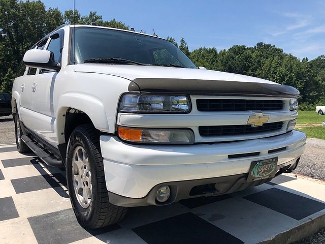 2005 Chevrolet Suburban 1500 SUV 4WD Z71 2005 Chevrolet Suburban 1500 SUV 4WD Z71