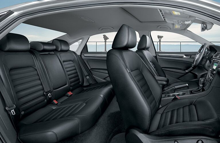 2016 Volkswagen Passat interior