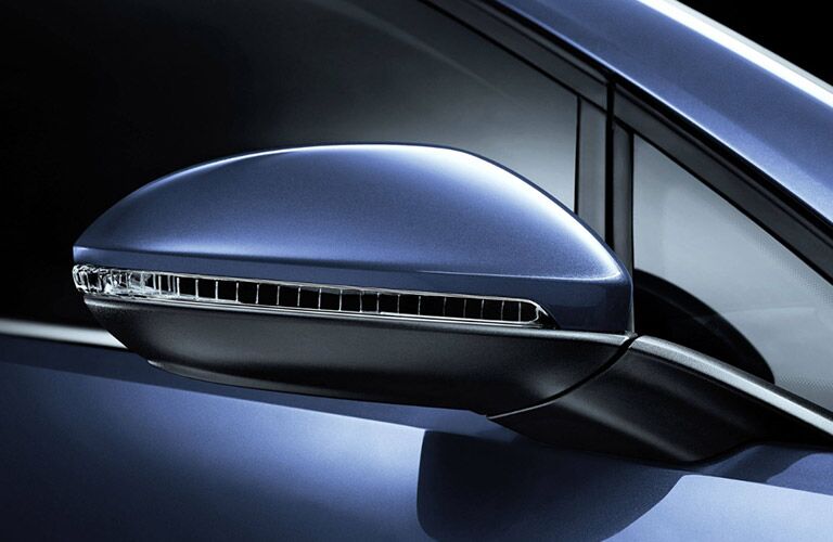 2017 Volkswagen Golf mirror