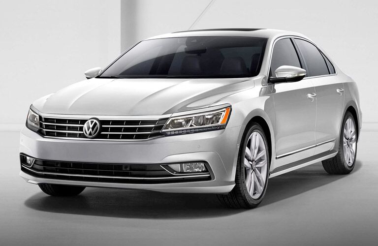 2017 Volkswagen Passat front
