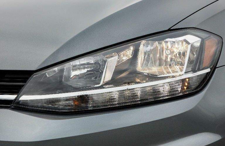 2018 Volkswagen Golf SportWagen LED DRLs