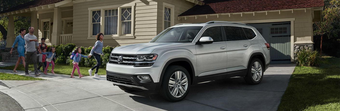2020 Volkswagen Atlas Exterior Driver Side Front Profile