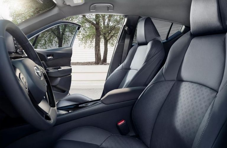 2022 Toyota C-HR front seats