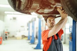 Why Have Your Oil Changed at Land Rover Cary? Why Have Your Oil Changed at Land Rover Cary?