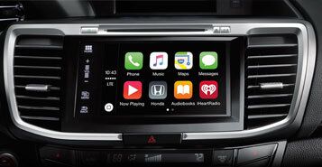 Apple CarPlay and Android Auto Apple CarPlay and Android Auto