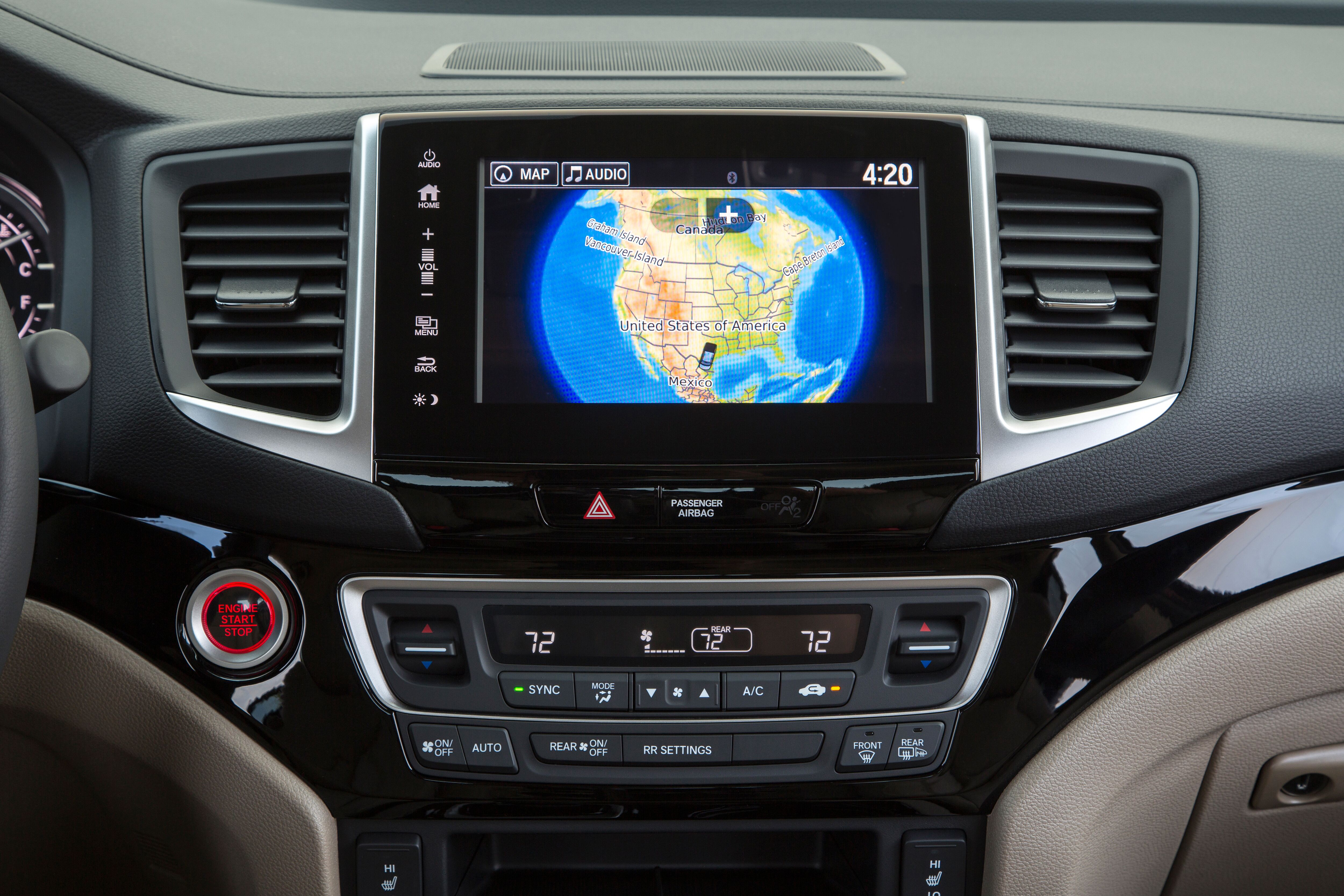 Apple CarPlay Apple CarPlay