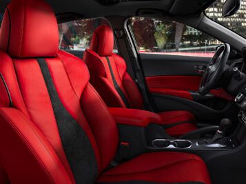 Luxurious Interior Comfort Luxurious Interior Comfort