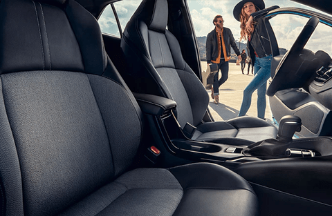 Leather-trimmed sport seats Leather-trimmed sport seats