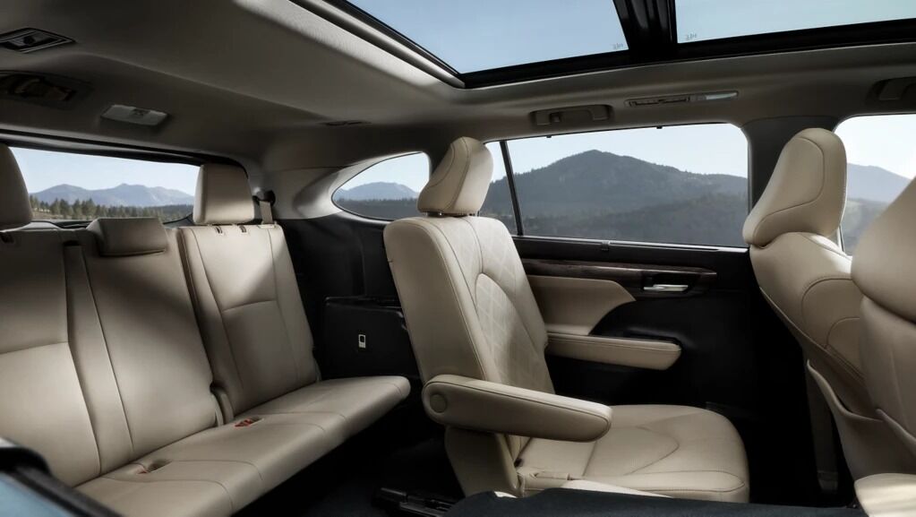 Third-Row Seating Third-Row Seating