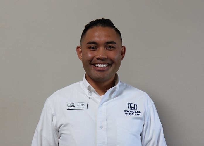 Edward Tomilloso Edward Tomilloso