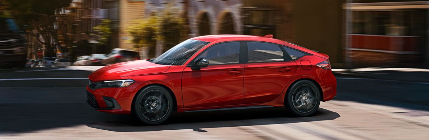 Side view of the 2024 Honda Civic Hatchback