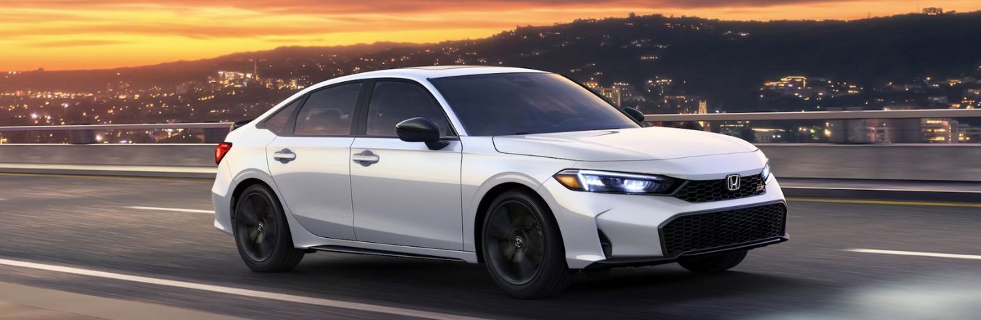 2025 Honda Civic Si on the road