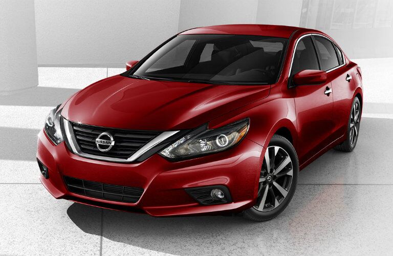 2016 Nissan Altima exterior