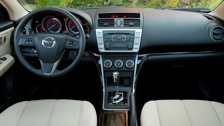 2013 Mazda Mazda6 Interior