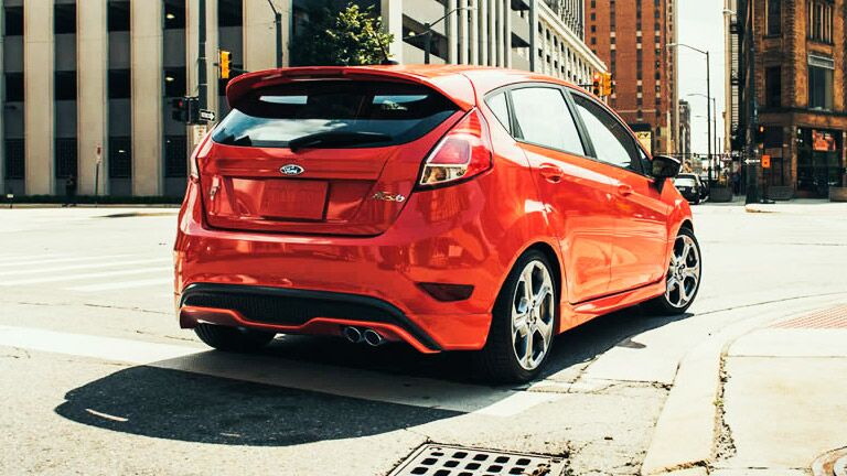 2015 Ford Fiesta vs 2015 Hyundai Accent