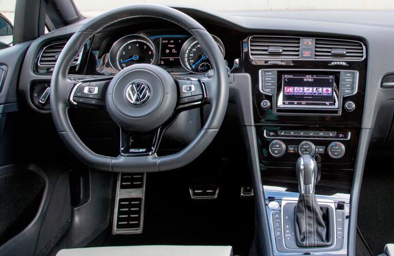 The2016 Volkswagen Golf R in Albert Lea MN provides drivers with a powerful engine.