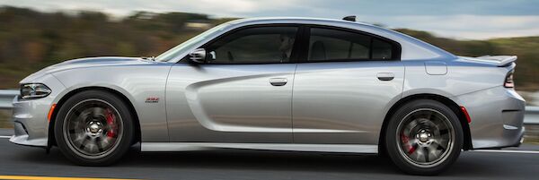 2015 Dodge Charger Srt 392 Vs 2015 Chevy Ss