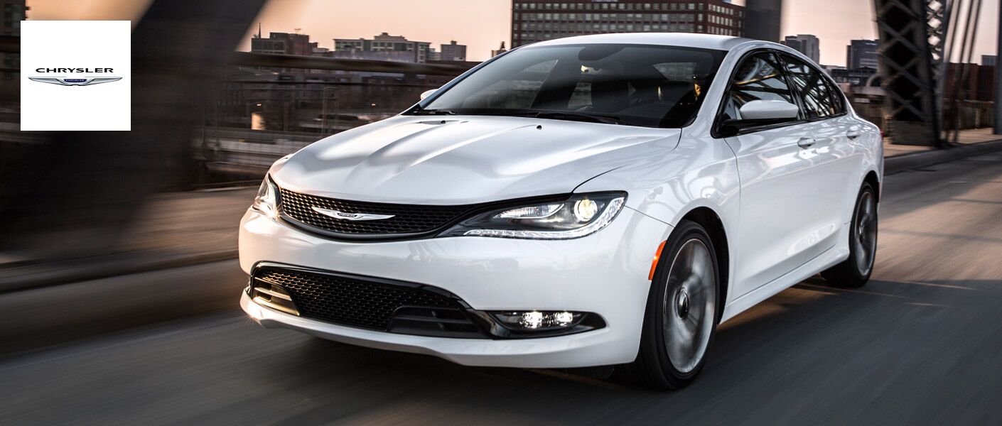 2015 Chrysler 200 S Vs 2015 Chrysler 200 Lx