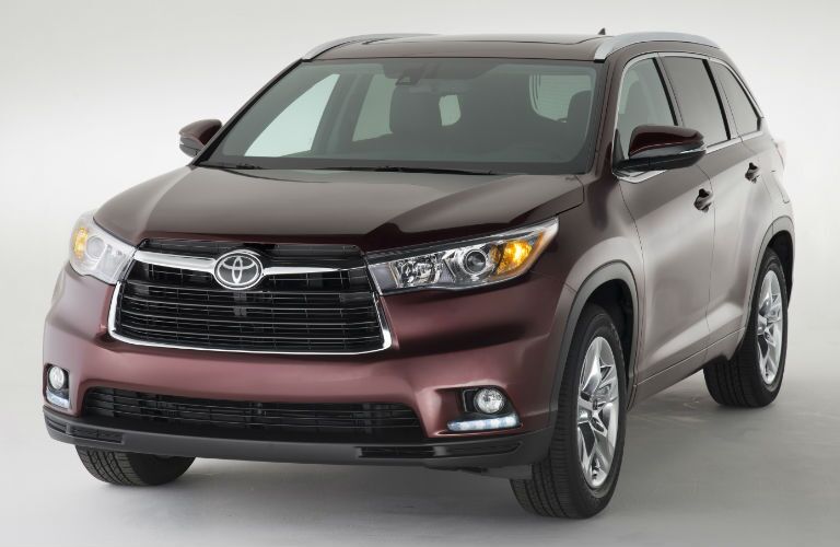 2015-Toyota-Highlander-Front