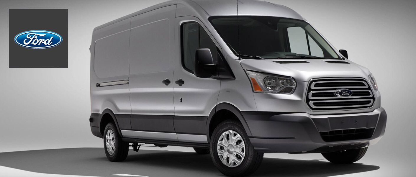 The 2015 Ford Transit Tampa FL is great for hauling bulky cargo or a lot of people.