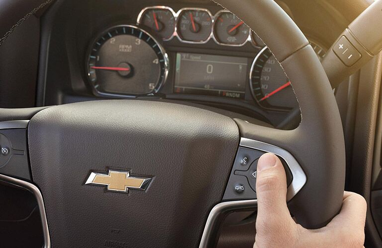 2016 Chevy Silverado 2500HD steering wheel functions