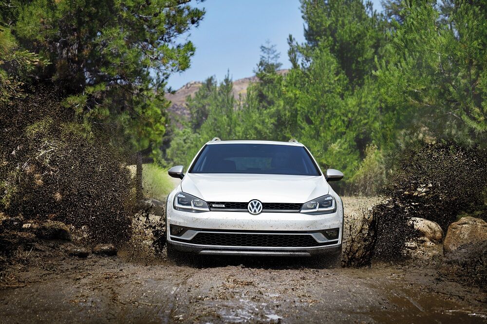 Volkswagen Golf Vs Honda Fit Irvine Ca Norm Reeves Vw The Volkswagen Golf And Honda Fit Can Squeeze Into Practically Any Tight Parking E That You Find Though Still Begs Question How Do