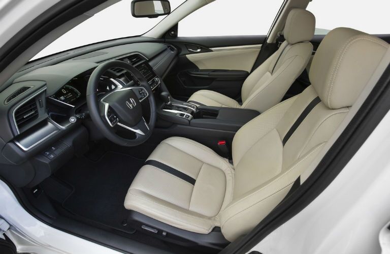 2016 Honda Civic interior
