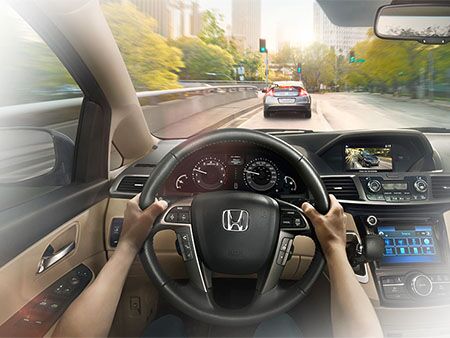 TOP_10_REASONS_TO_BUY_AN_ODYSSEY_FRONT_INTERIOR