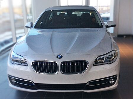 2016_BMW_5_Series_Front_grill