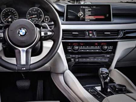 BMW_IDRIVE_INTERIOR_DASHBOARD