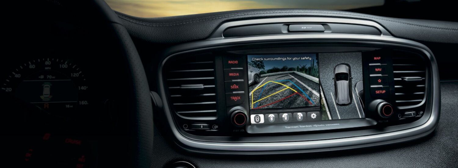 Interior of the Kia Sorento Center display on the 2019 Kia Sorento