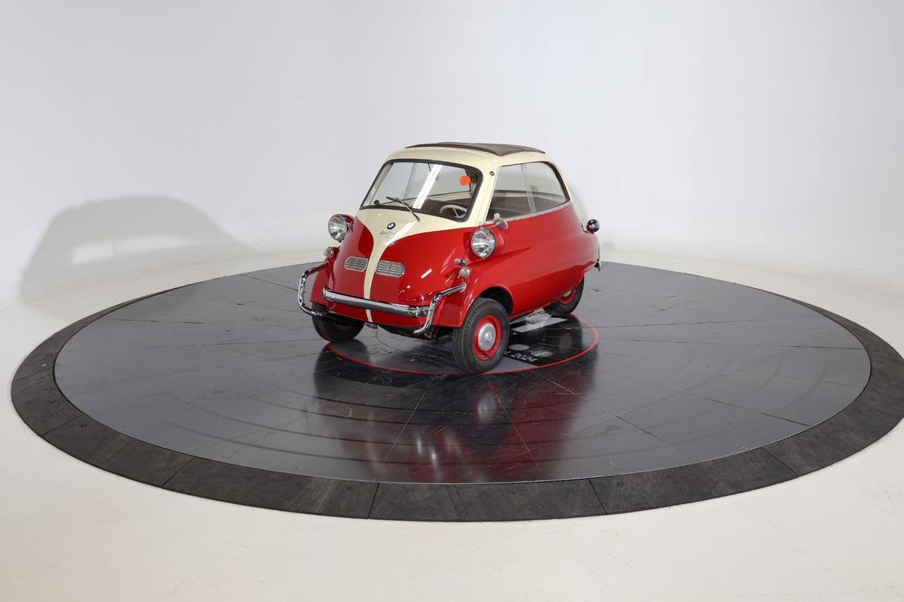 1957 BMW Isetta Ultra Rare Collector's Item 1957 BMW Isetta Ultra Rare Collector's Item
