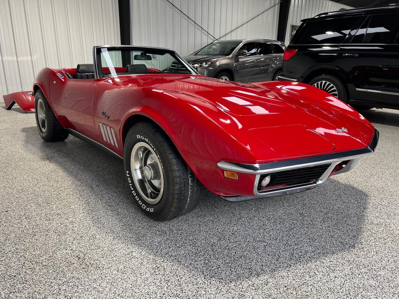 1969 Chevrolet Corvette Convertible, 350 V8, 4-Speed, Dual Tops Houston TX 1969 Chevrolet Corvette Convertible, 350 V8, 4-Speed, Dual Tops Houston TX