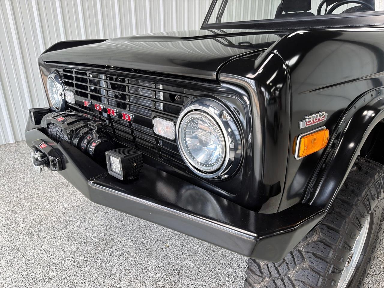 1970 Ford Bronco , Crate 302, Automatic, Custom Roll Bar, JBL Sound System, Custom Body Work Houston TX 1970 Ford Bronco , Crate 302, Automatic, Custom Roll Bar, JBL Sound System, Custom Body Work Houston TX