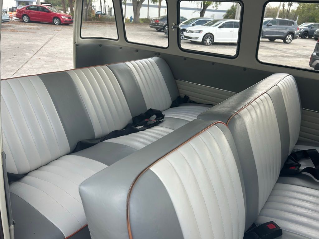 1973 Volkswagen BUS 18 WINDOW Tampa FL