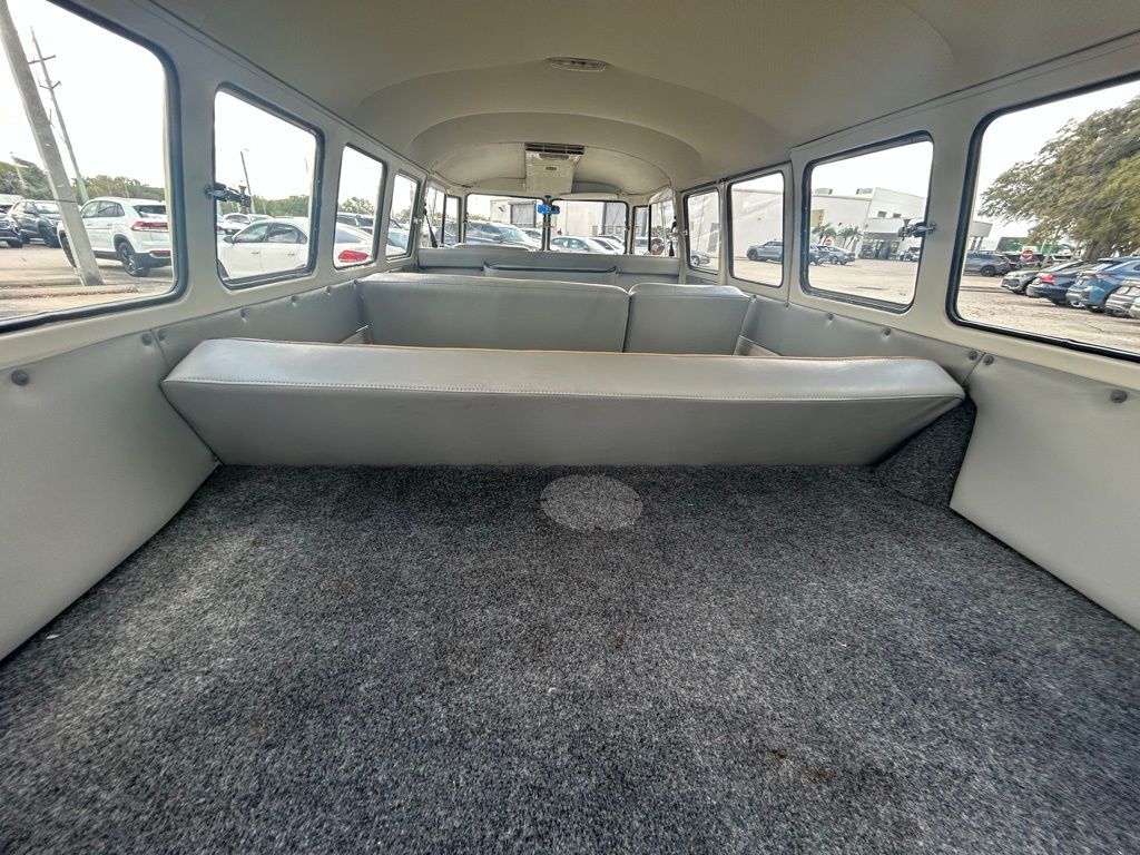 1973 Volkswagen BUS 18 WINDOW Tampa FL