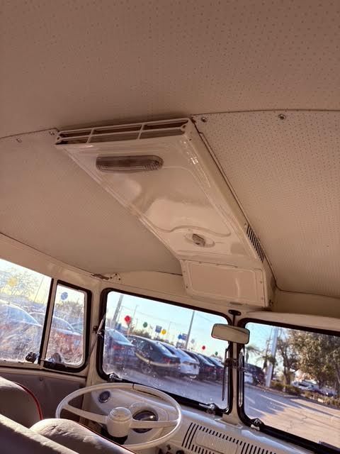 1973 Volkswagen BUS 18 WINDOW Tampa FL