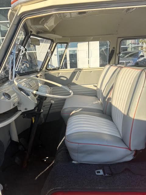 1973 Volkswagen BUS 18 WINDOW Tampa FL