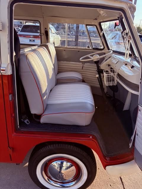 1973 Volkswagen BUS 18 WINDOW Tampa FL