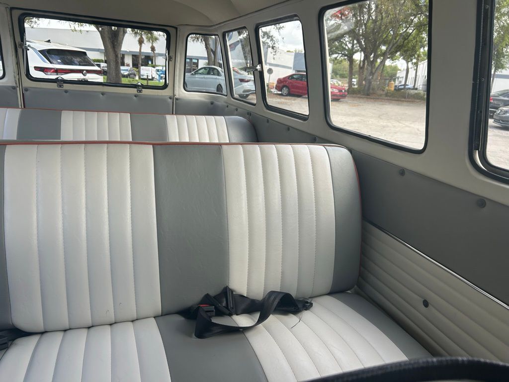 1973 Volkswagen BUS 18 WINDOW Tampa FL