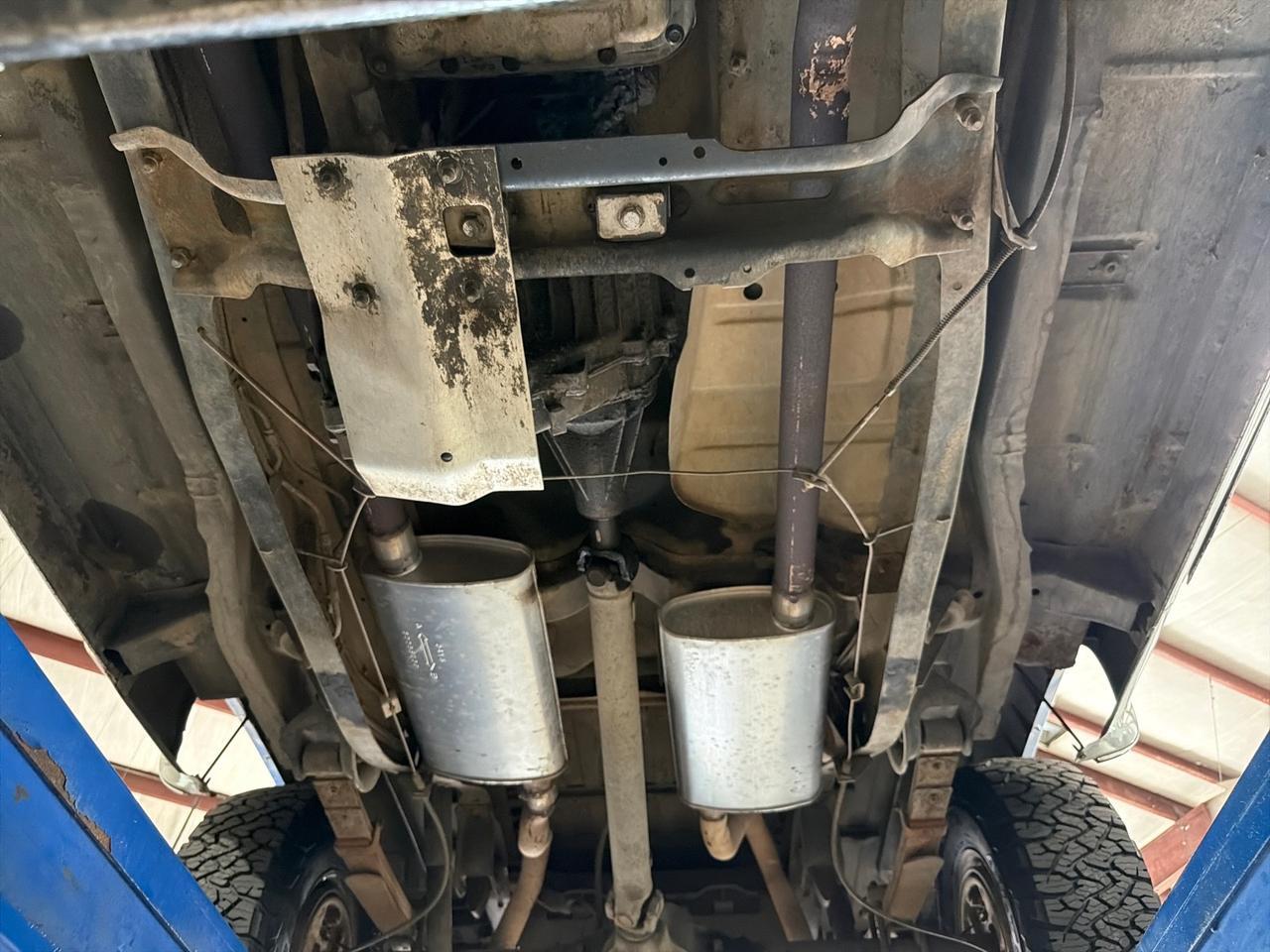 1983 Chevrolet Blazer Silverado, 5.0 V8, Factory A/C, T-350 Automatic, 3-Local Owner Houston TX 1983 Chevrolet Blazer Silverado, 5.0 V8, Factory A/C, T-350 Automatic, 3-Local Owner Houston TX