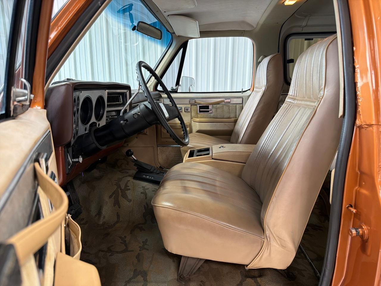 1983 Chevrolet Blazer Silverado, 5.0 V8, Factory A/C, T-350 Automatic, 3-Local Owner Houston TX 1983 Chevrolet Blazer Silverado, 5.0 V8, Factory A/C, T-350 Automatic, 3-Local Owner Houston TX