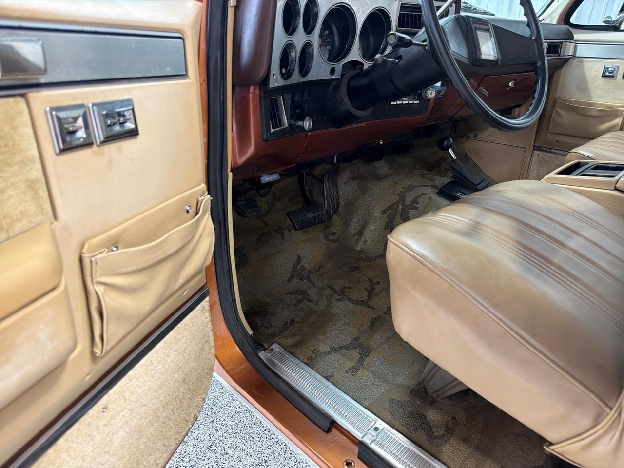 1983 Chevrolet Blazer Silverado, 5.0 V8, Factory A/C, T-350 Automatic, 3-Local Owner Houston TX 1983 Chevrolet Blazer Silverado, 5.0 V8, Factory A/C, T-350 Automatic, 3-Local Owner Houston TX