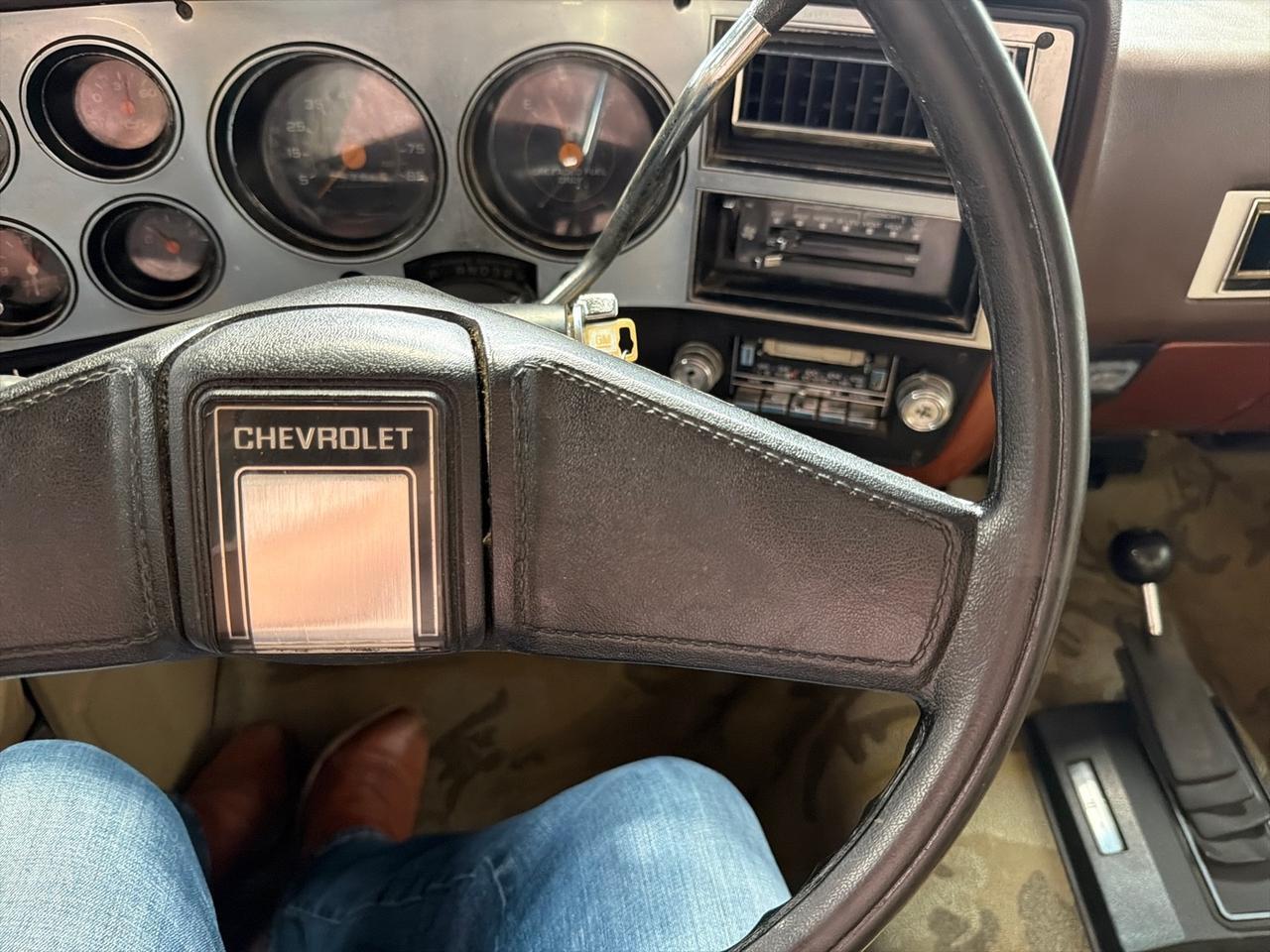 1983 Chevrolet Blazer Silverado, 5.0 V8, Factory A/C, T-350 Automatic, 3-Local Owner Houston TX 1983 Chevrolet Blazer Silverado, 5.0 V8, Factory A/C, T-350 Automatic, 3-Local Owner Houston TX
